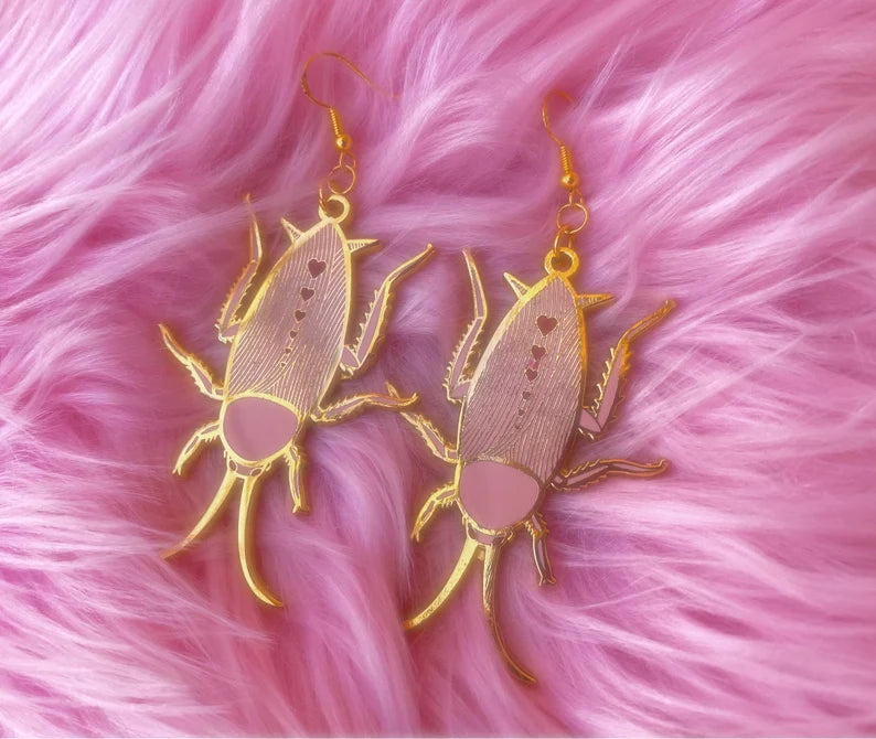 Realistic Cockroach Earrings, Key Chains gross Bug Insect Creepy